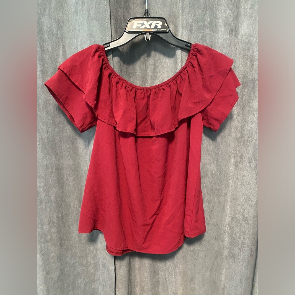 Off Shoulder Ruffled Flow Top | Small | EUC - Picture 5 of 6